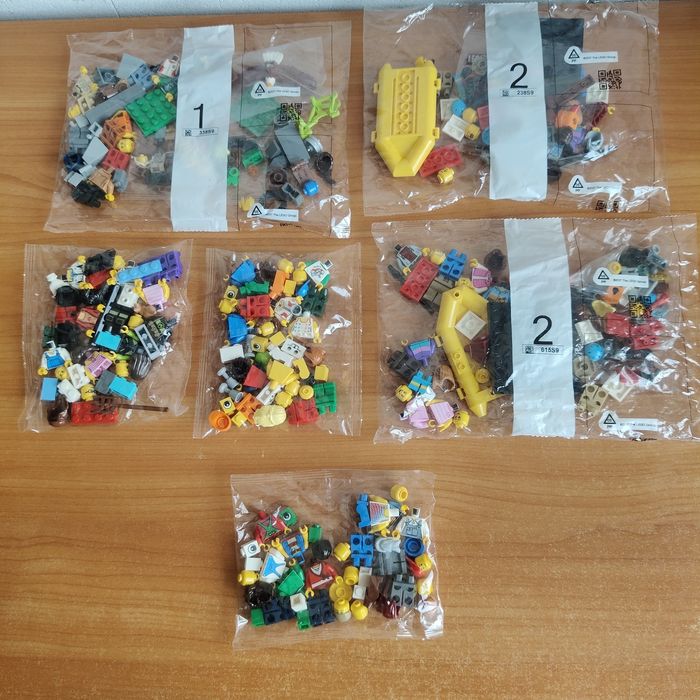 Lego пакети з фігурками, нове