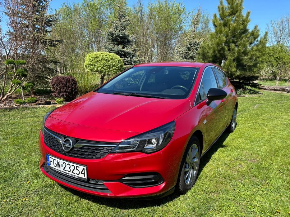 Opel Astra Opel Astra V 1.2T 145KM Hatchback