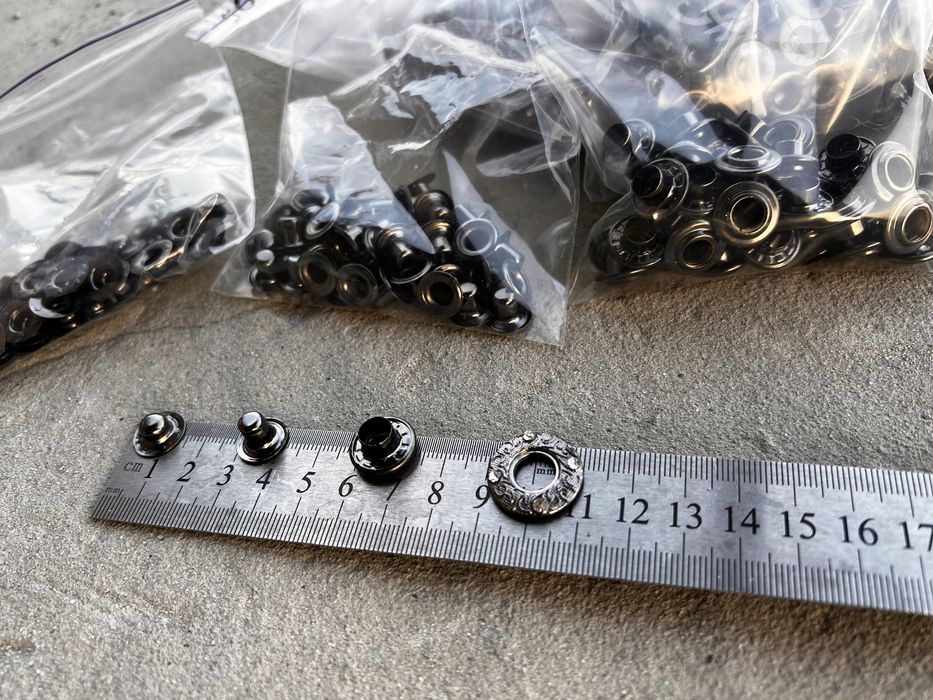 Кнопки метал 50 шт -100 грн