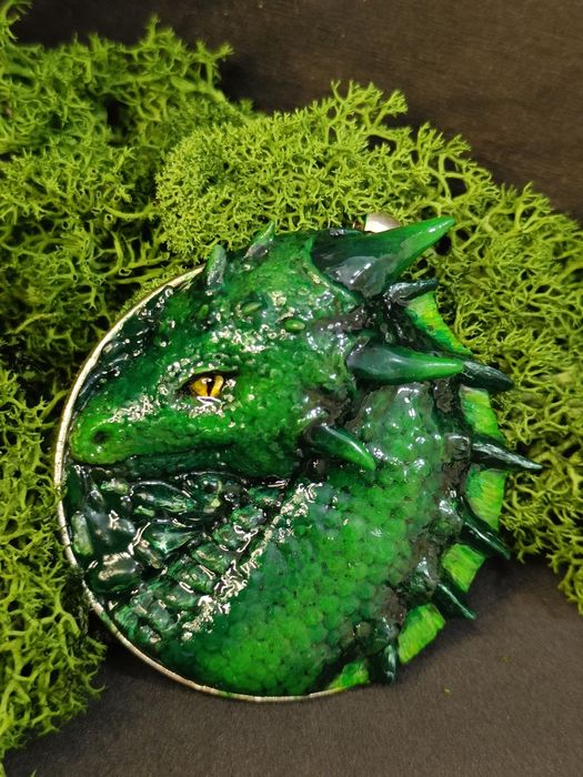 Кулон Зелений дракон