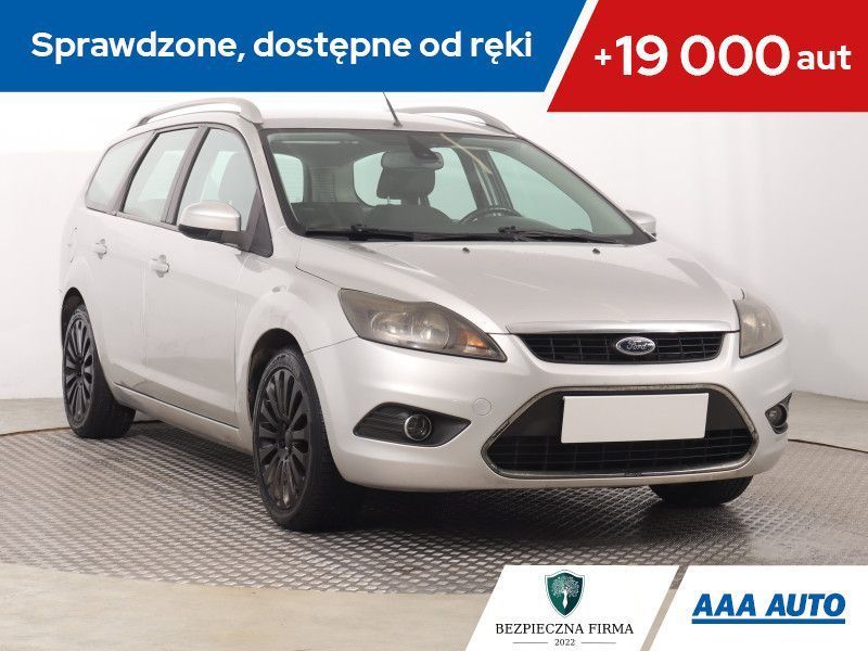 Ford Focus 2.0 16V Titanium , GAZ, Klimatronic, Parktronic,ALU