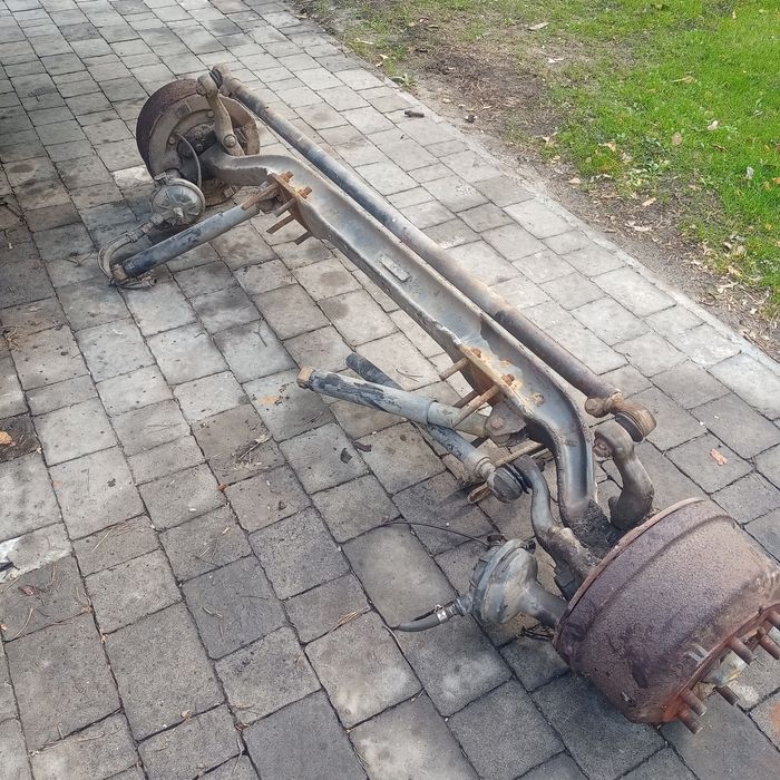 Балка на mercedes 814