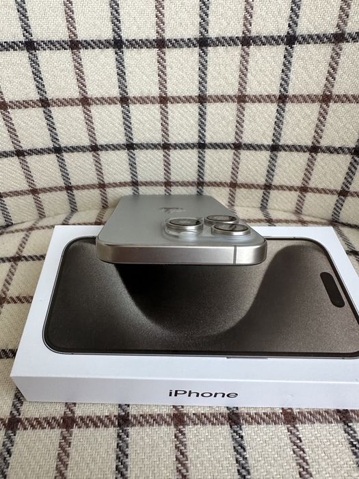 Фізична карта iPhone 15 Pro, 256gb, neverlock