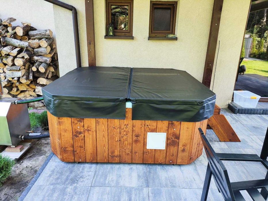 Jacuzzi balia bania basen jakuzzi całoroczne na taras działkę ROD ogród pomost do sauny