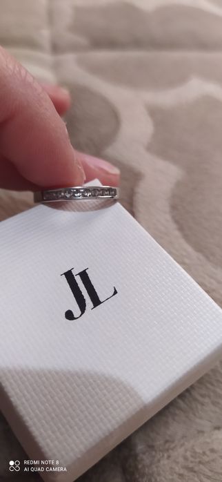 Anel feminino Prata Esterlina925 c/zircónias