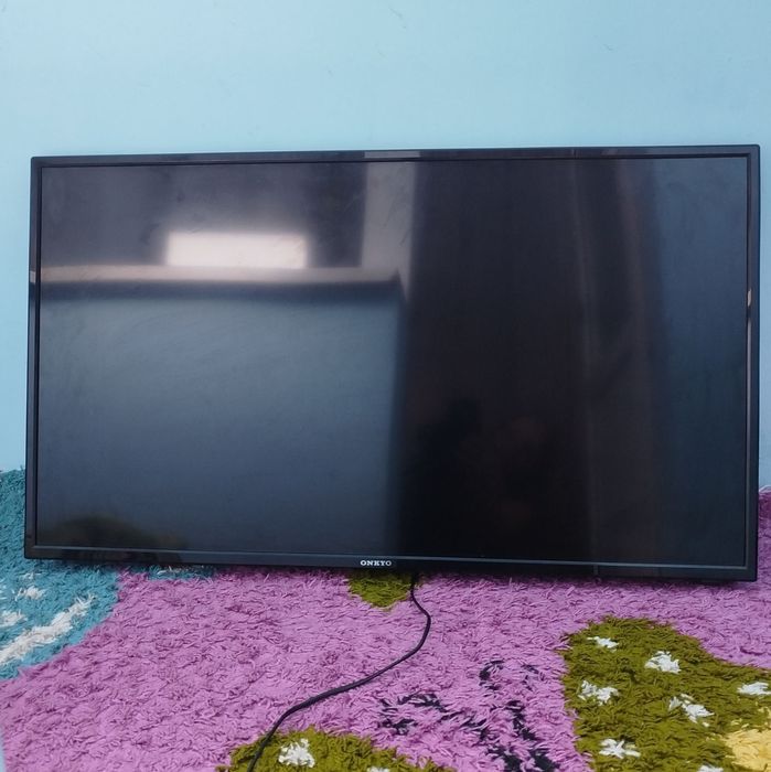 Телевізор 40 дюймів