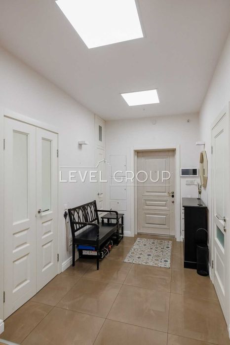 ЖК Пори року (Времена года) 3-к з якісним ремонтом