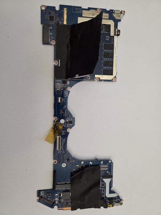 Płyta główna  + Procesor  Ryzen 53500U with Radeon Vega Mobile Gfx + 8 GB   do laptopa HUAWEI MATEBOOK HN-W19R  ( Odpalona płyta głowna na zdjeciach )