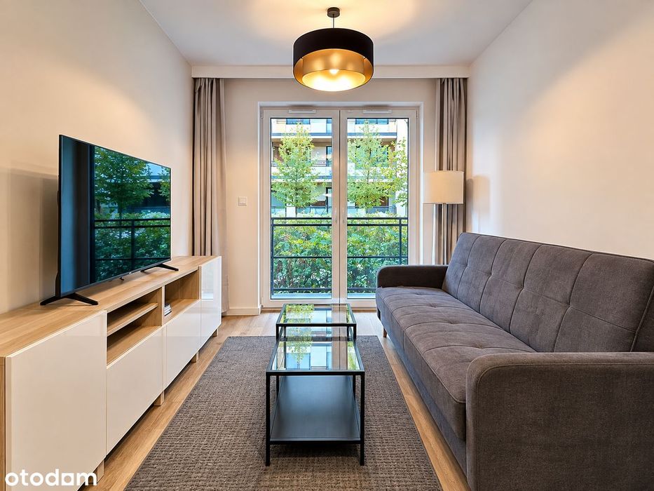 Dluga 55 Lokum Porto, 2 pokoje, TV Smart, balkon ( całość 3600-3700)