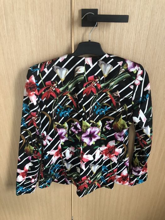 Marynarka firmy SIMPLE ROZM 34