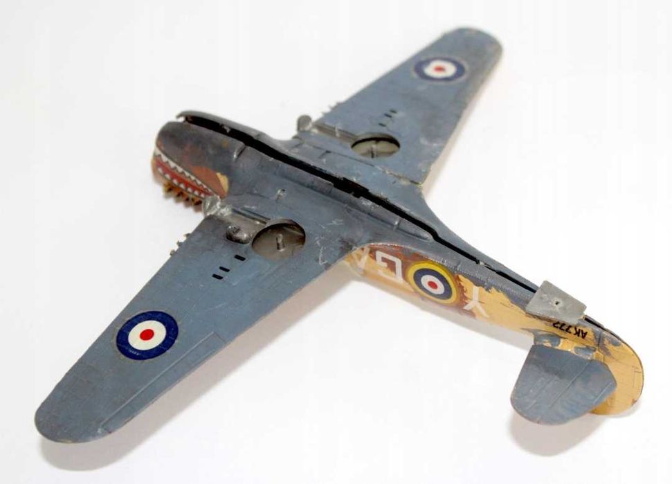 Curtiss P40e Tomahawk 1:72 model samolotu makieta diorama