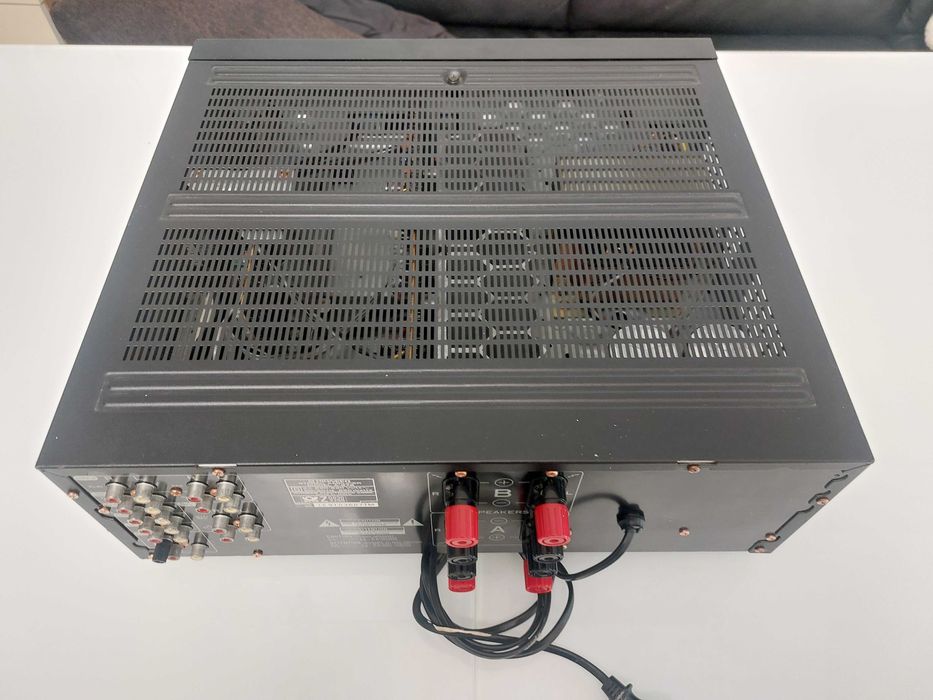 Pioneer A-676 Транзисторный стерео усилитель