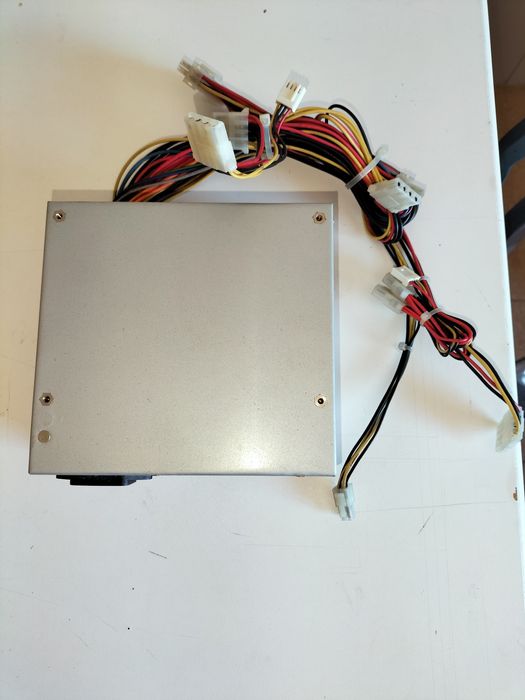 Fonte de alimentação PC