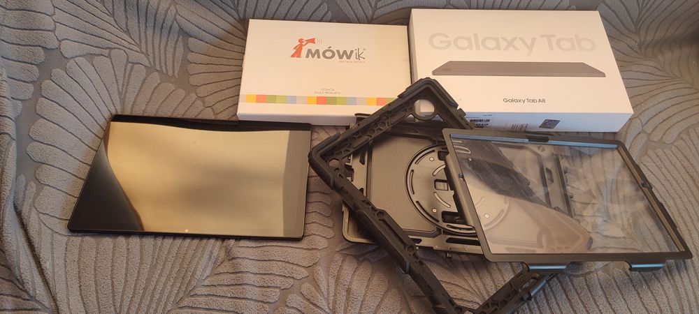 Tablet Samsung Galaxy A8 + Mówik