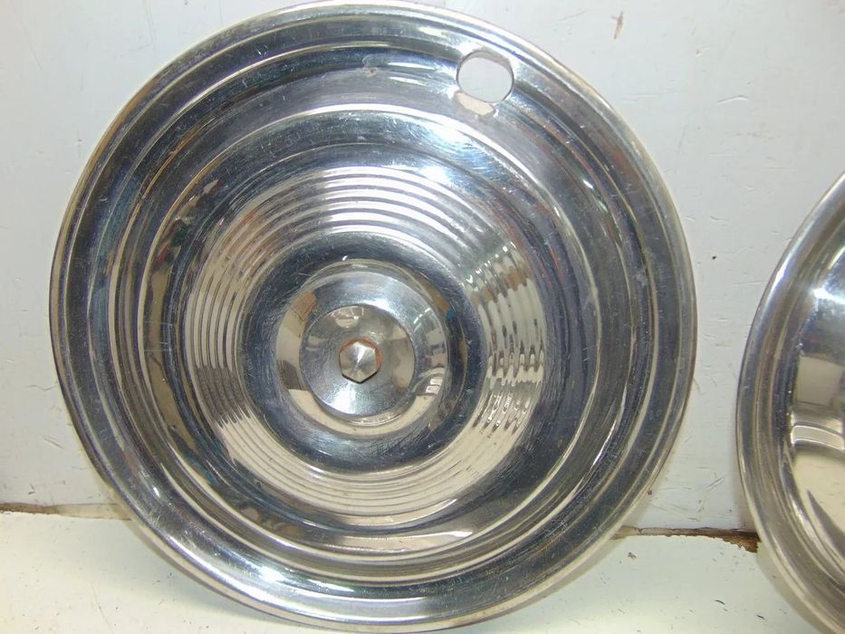Renault Floride/Caravele tampas roda usado em bom estado