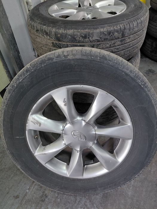 Диски 5 114.3 r17 Infinity с резиной 245 65 17 Bridgestone