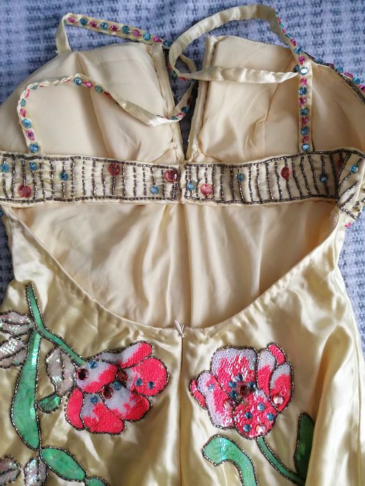 Sukienka XS mini impreza satyna cekiny Design Petite karnawał