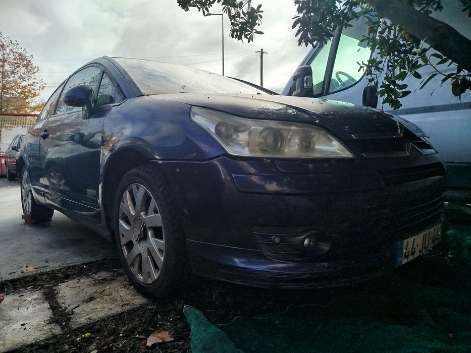 Citroen c4 coupé VTS.