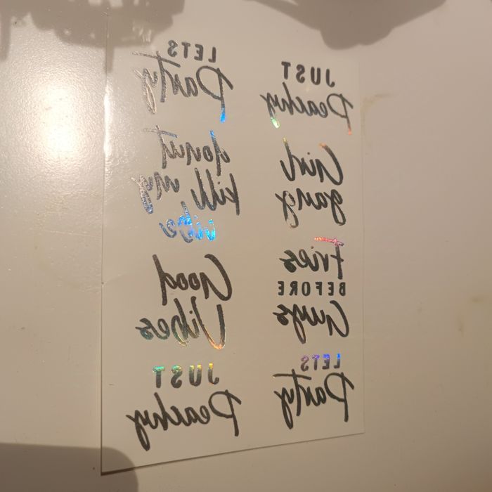 Srebrne tatuże aktywowane wodą