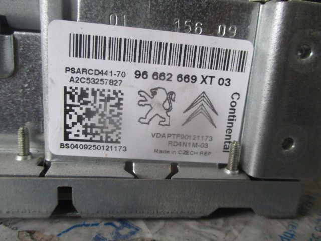 Rádio / auto-rádio CITROËN C2 (JM_)