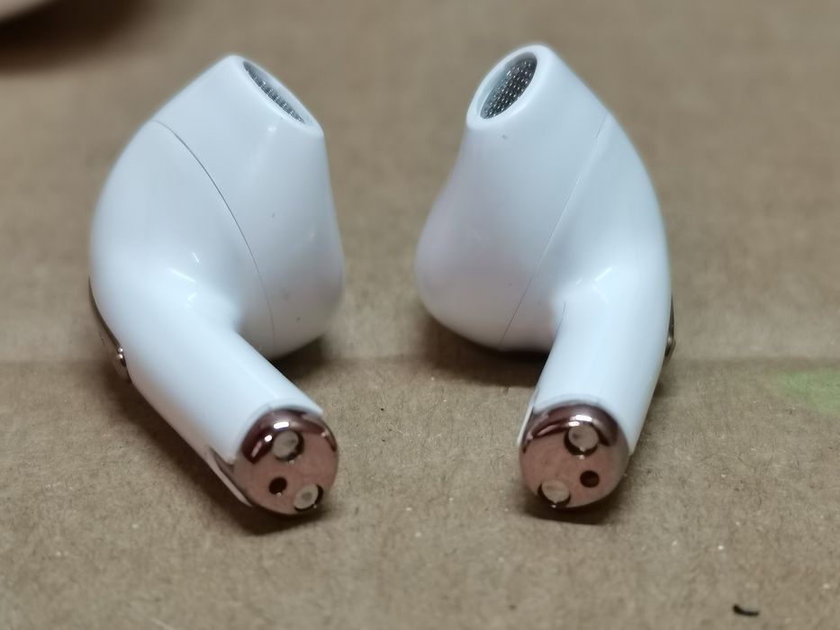 Słuchawki bezprzewodowe douszne J97