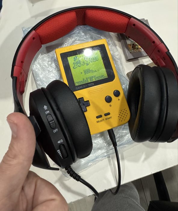 Game Boy Pocket + 2 jogos