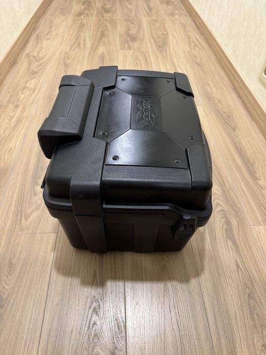 Продам центральний кофр Kappa KGR46