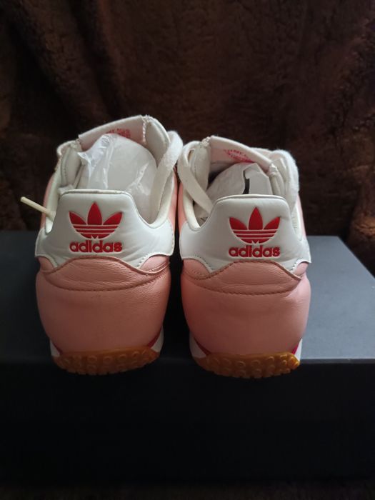 Кросівки   adidas орігінал,стан дуже добрий 9 . 43.уст.27.5 шкіра натуральна зверху і в середині