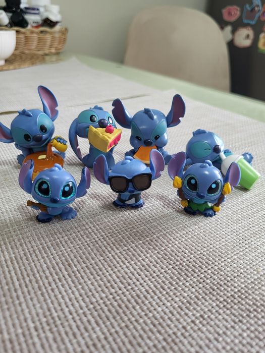 Колекційні фігурки Disney Doorables та Стіча, Stitch