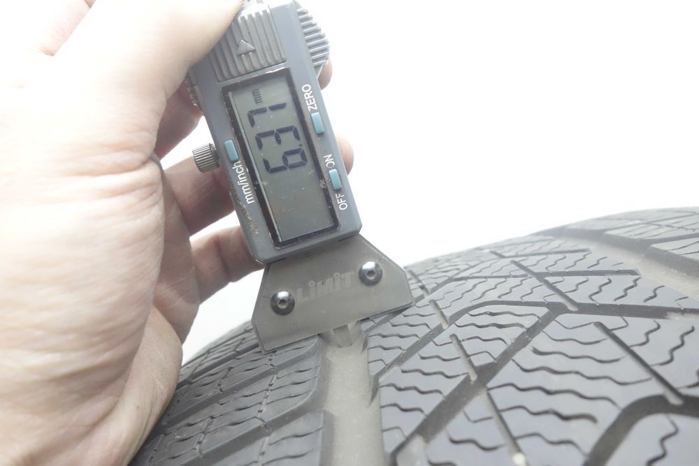 Opony zimowe 245/40/18 - PIRELLI Sotto Zero 3 MO XL