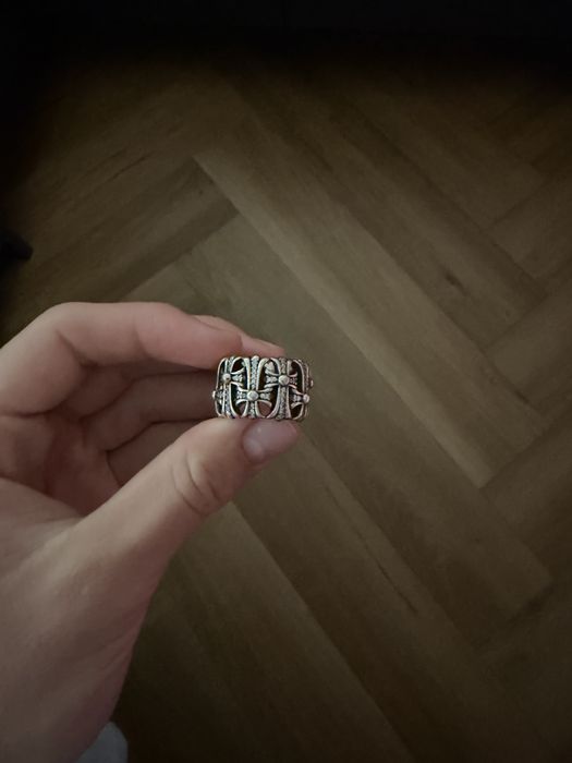 pierscionek chrome krysztaly