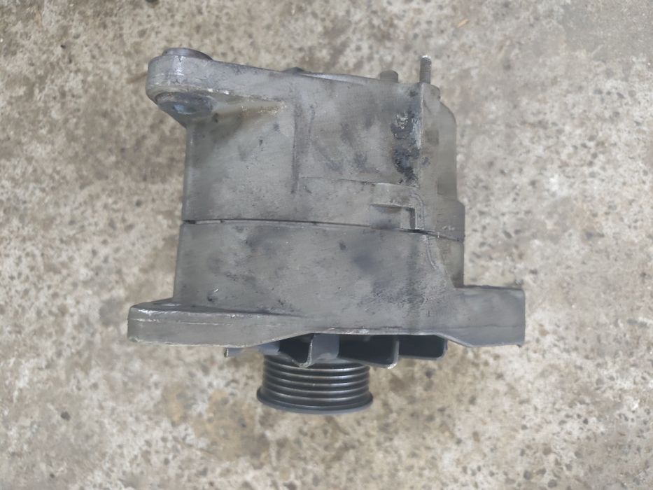 Генератор Audi 100 C4 A6 C4 2.6 v6 бензин Ауді 100 А6