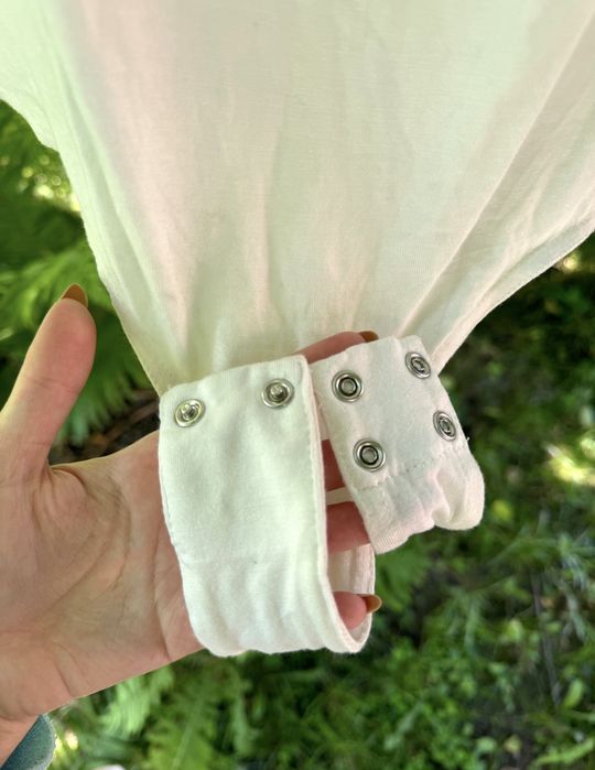 Шикарний стильний боді блуза з мереживом та стразами guess новий