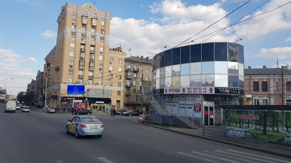 Супер предложение аренды сдам прямо на 1ой линии 33кв.м