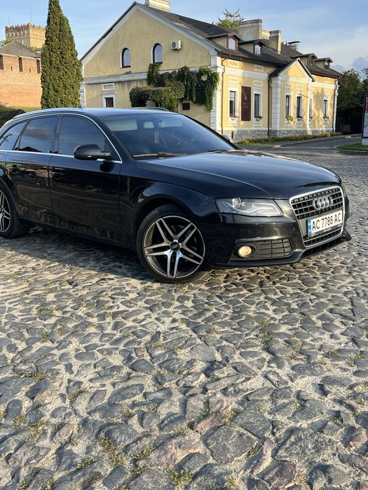 Продам Audi A4B8