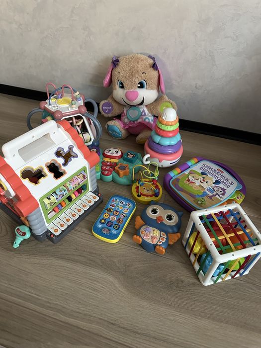 Дитячі розвиваючі іграшки