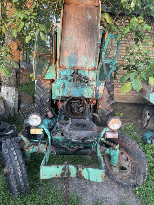 Трактор т40 без двигуна