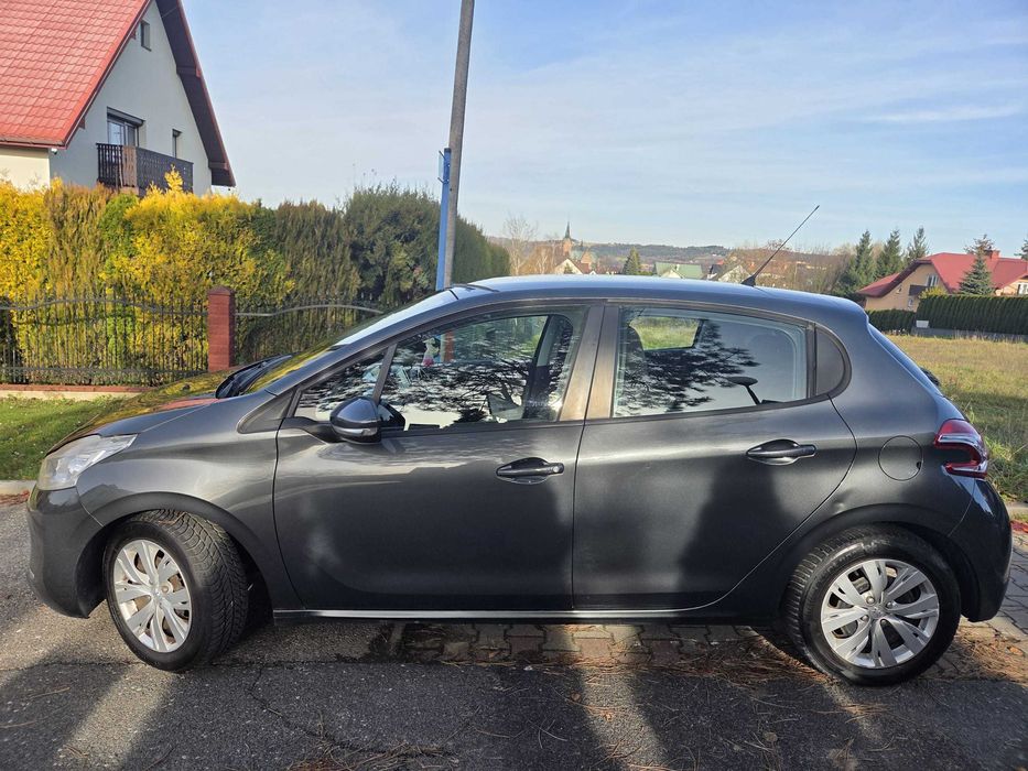 Używany Peugeot 208 1.2 benzyna