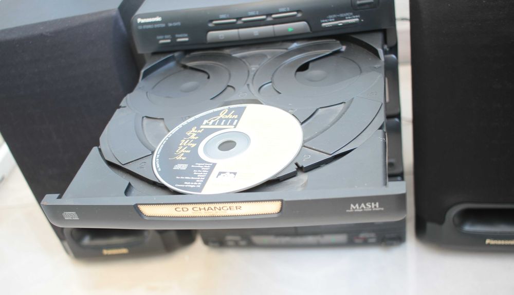 Музикальний центр Panasonic SA CH72