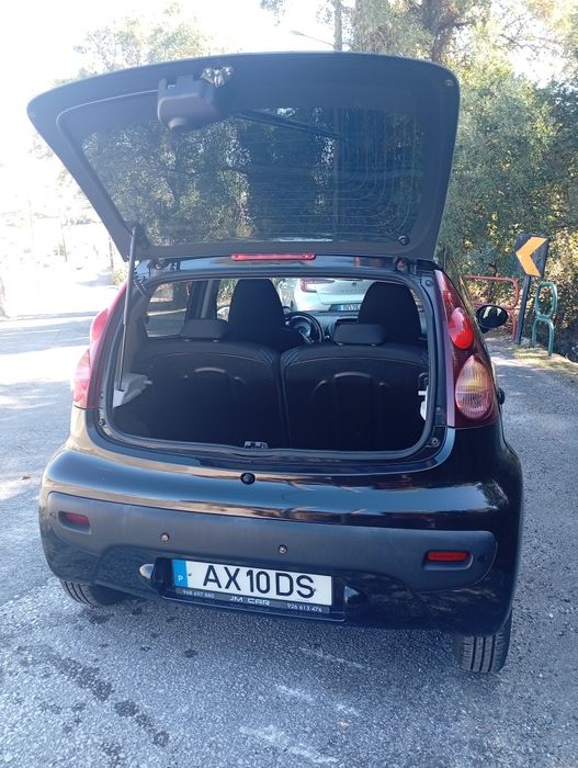 Peugeot 107 1.0 full extras - 100000km!