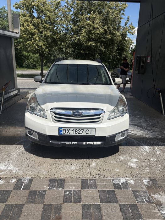 Продам субару оутбек