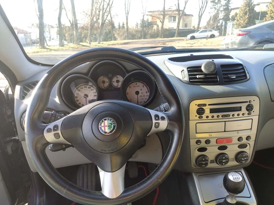 [REZERWACJA] Alfa Romeo GT 2004