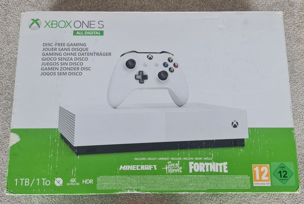 Xbox One S - 1 TB - All-Digital Edition64171274872322121