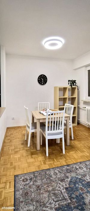 Ciche 2 pokoje po remoncie przy Polu Mokotowskim