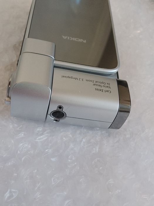 Piękna NOKIA N93i