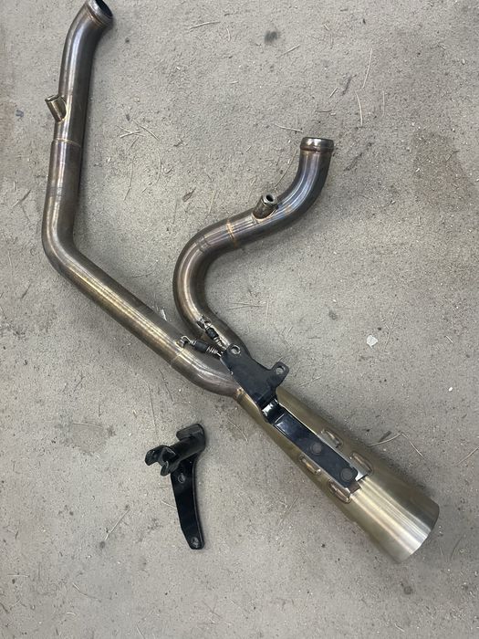 Harley davidson breakout softail tlumik two brothers