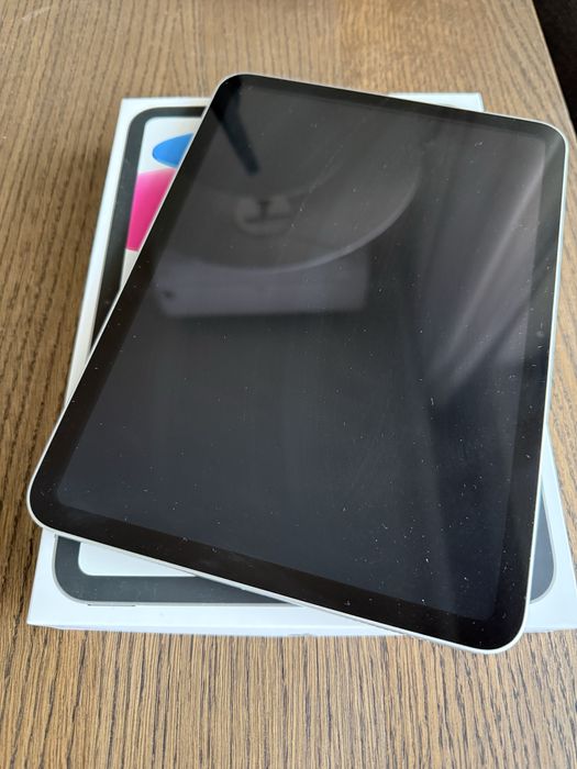 Ipad A16 generacja 11 - idealny stan