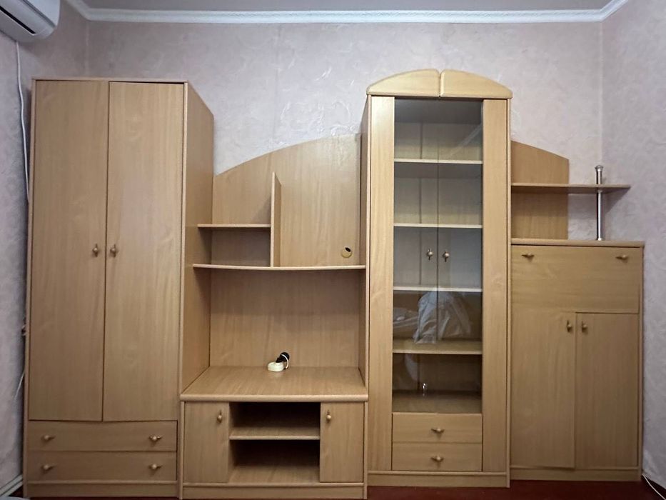 Меблі б!у. Стінка «Юлія»