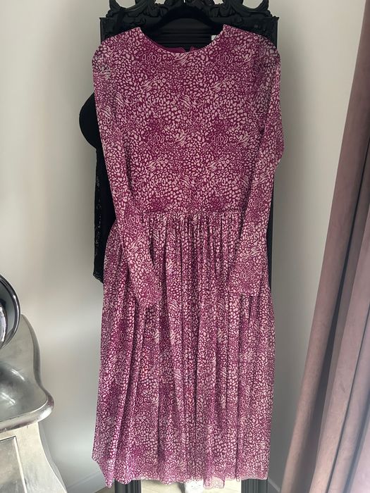 Sukienka midi Femestage