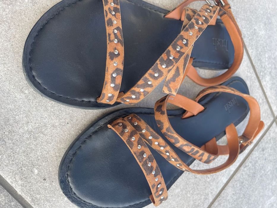 Sandały skórzane panterka